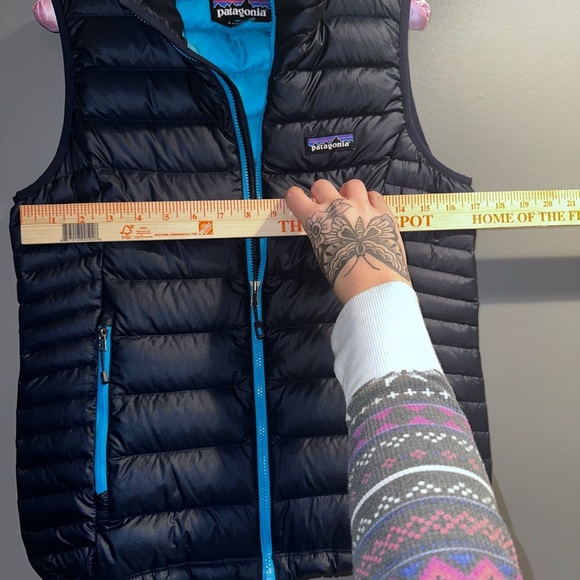 Patagonia Women’s Down Puffer Vest Navy & Turquoise Zip Front Size Small - Picture 5 of 9